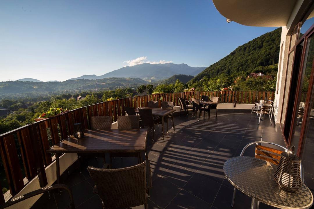 Transylvanian Inn AIR TOUR TRAVEL