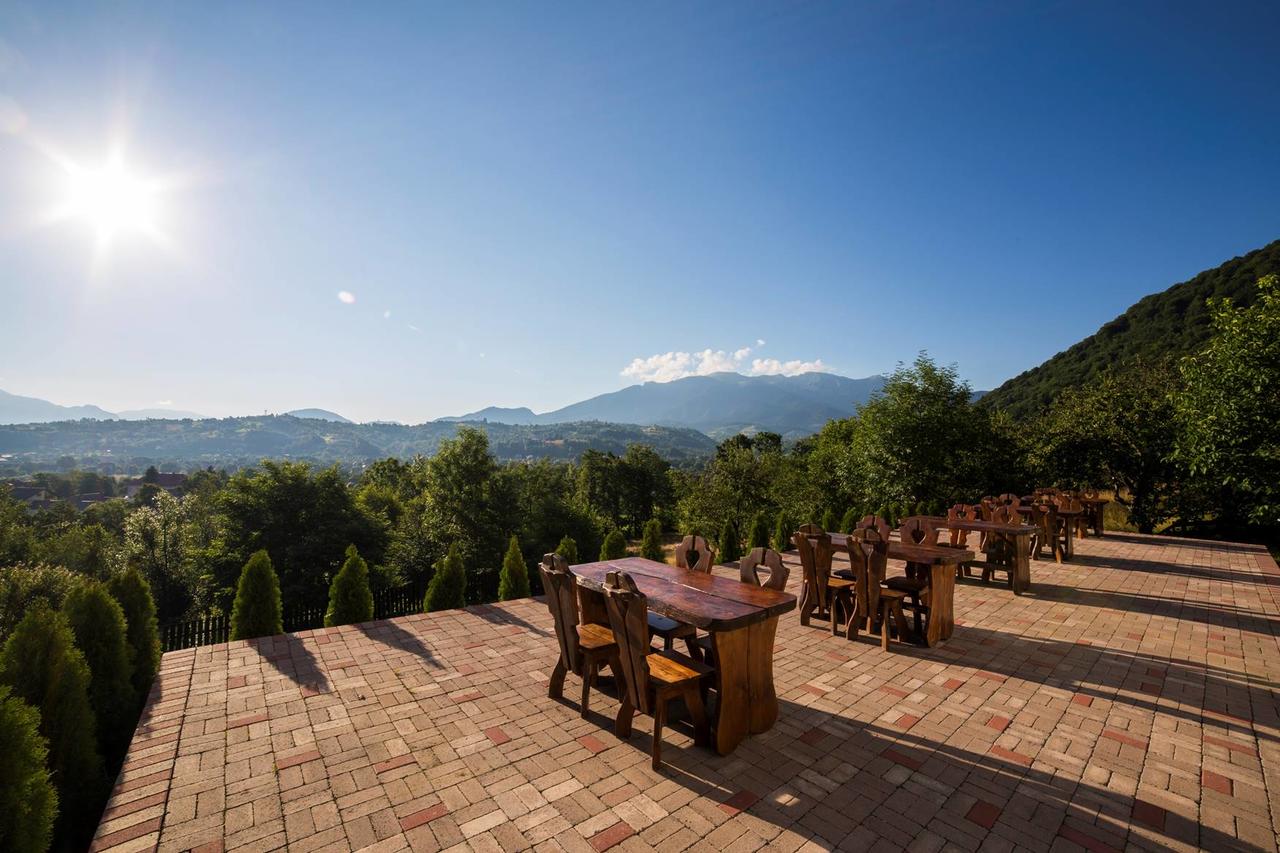 Transylvanian Inn AIR TOUR TRAVEL