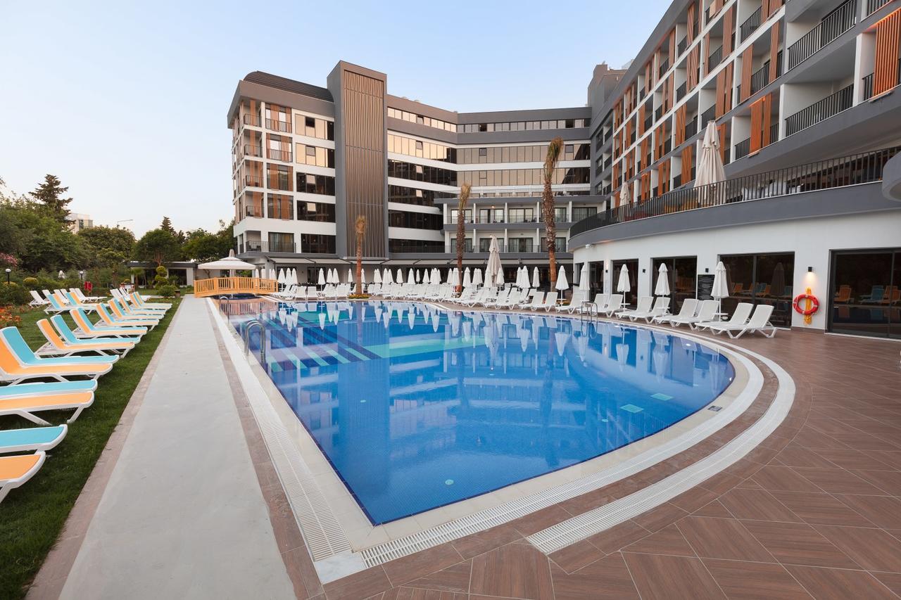 The Raga Hotel AIR TOUR TRAVEL