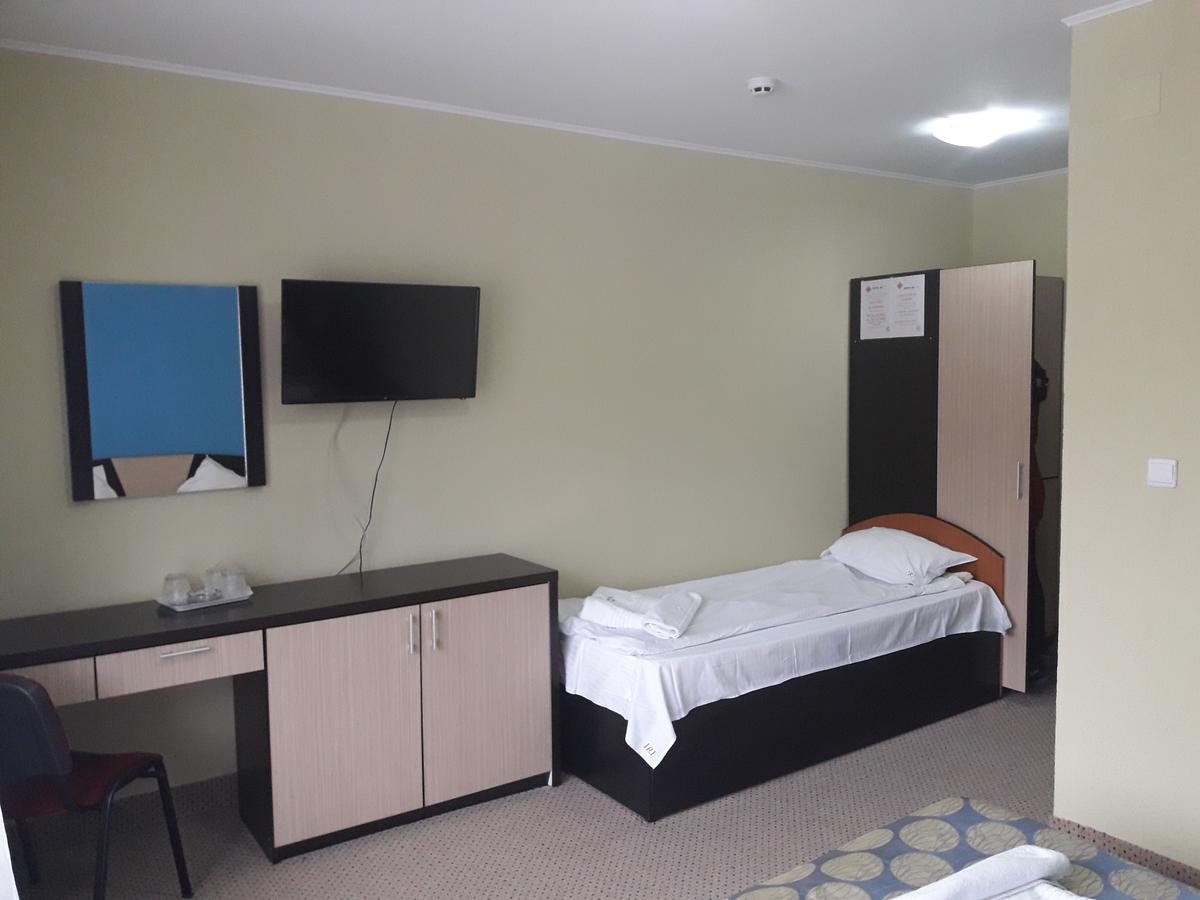 Hotel Iri AIR TOUR TRAVEL