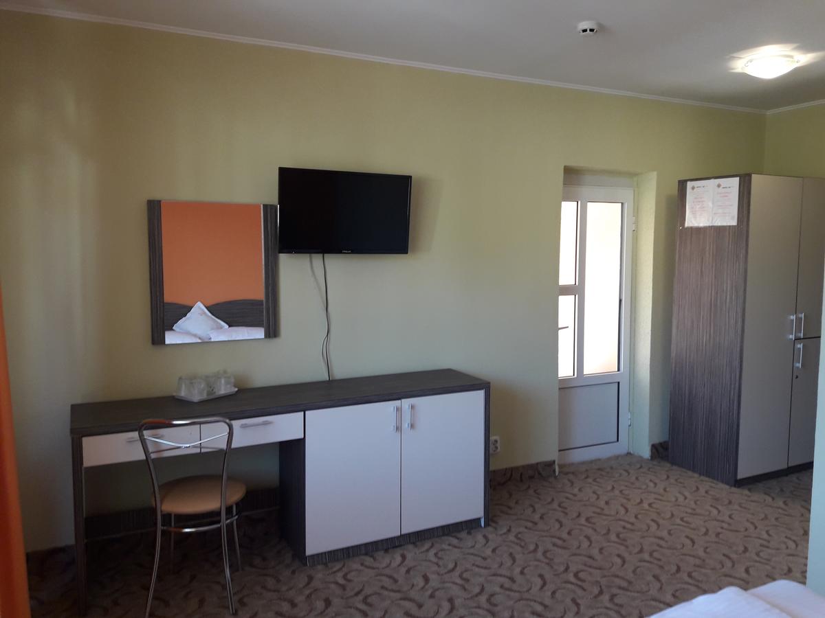 Hotel Iri AIR TOUR TRAVEL
