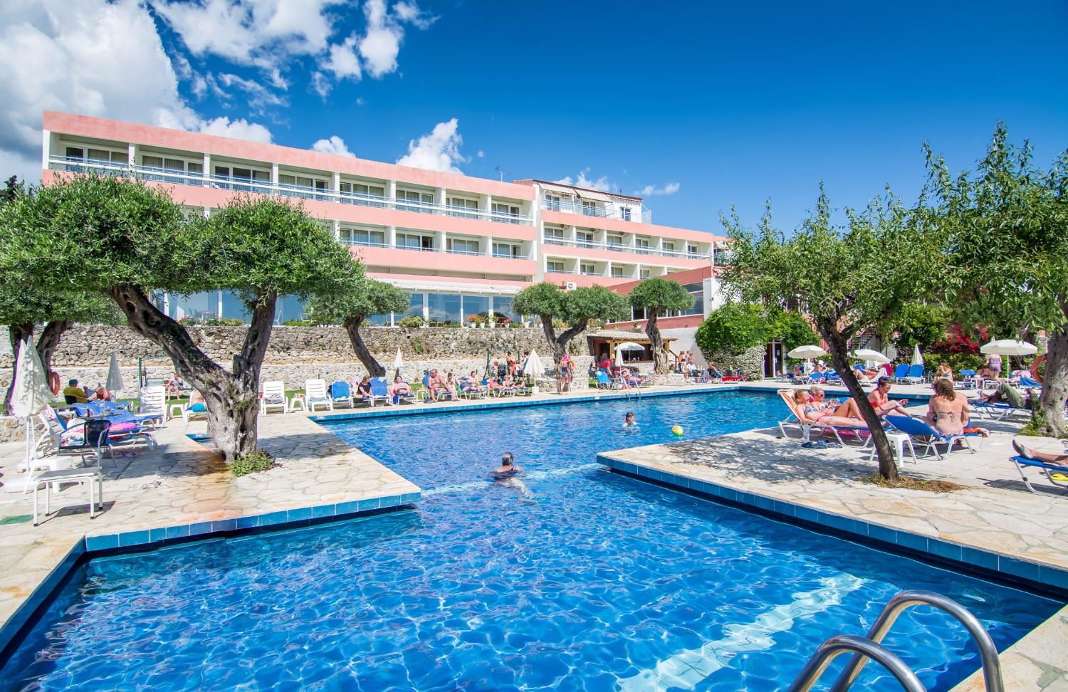 ALEXANDROS-HOTEL-CORFU-AIR-TOUR-TRAVEL-9