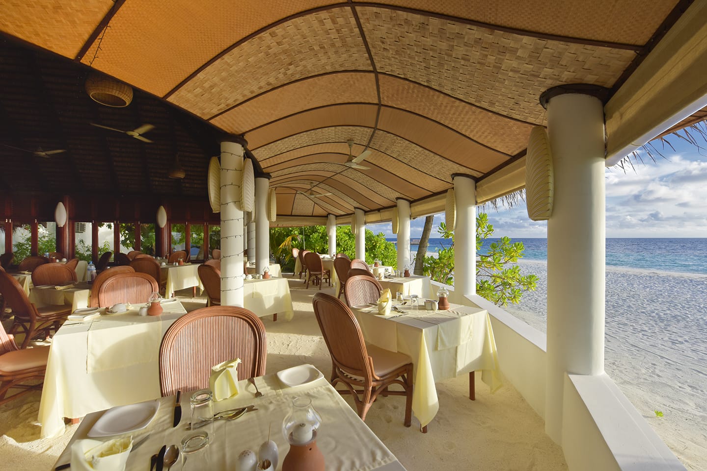 ANGAGA-ISLAND-RESORT-&-SPA-MALDIVE-AIR-TOUR-TRAVEL-8