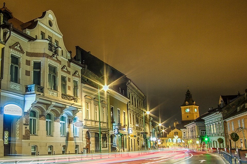 ANNAPOLIS-RESIDENCE-CENTRAL-BRASOV-ROMANIA-AIR-TOUR-TRAVEL-1