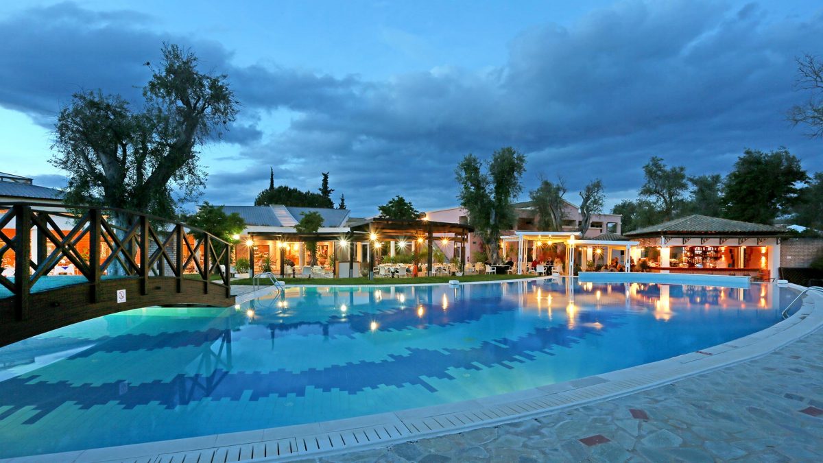 APOLLO-PALACE-HOTEL-CORFU-AIR-TOUR-TRAVEL-1