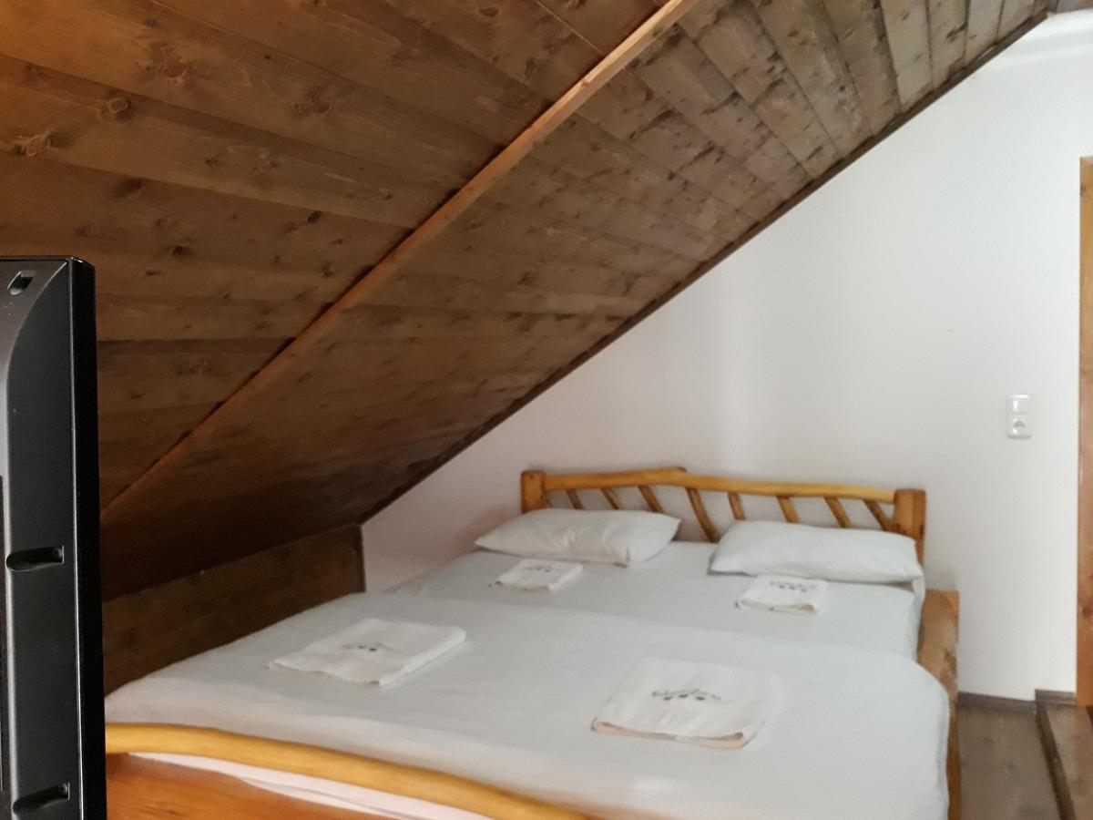 CABANA-DARIA-ARIESENI -4