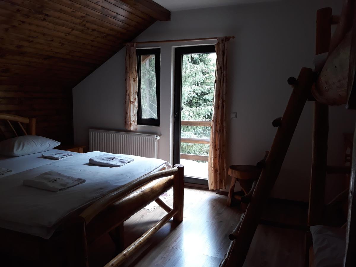 CABANA-DARIA-ARIESENI -6