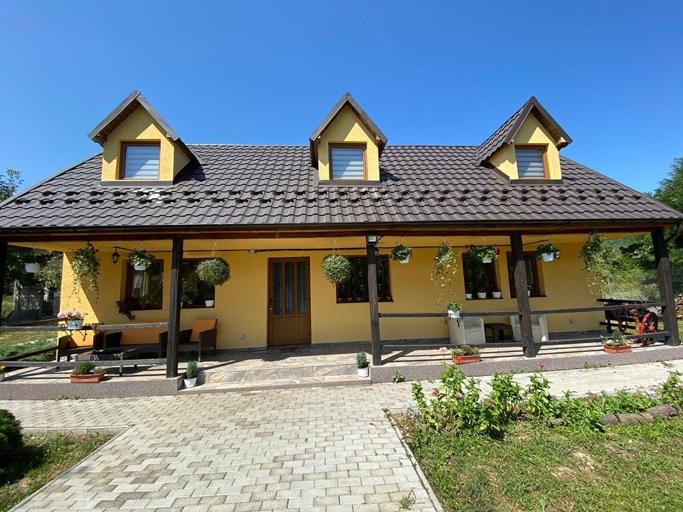 CABANA-VIILOR-DEJ-ROMANIA-AIR-TOUR-TRAVEL-1