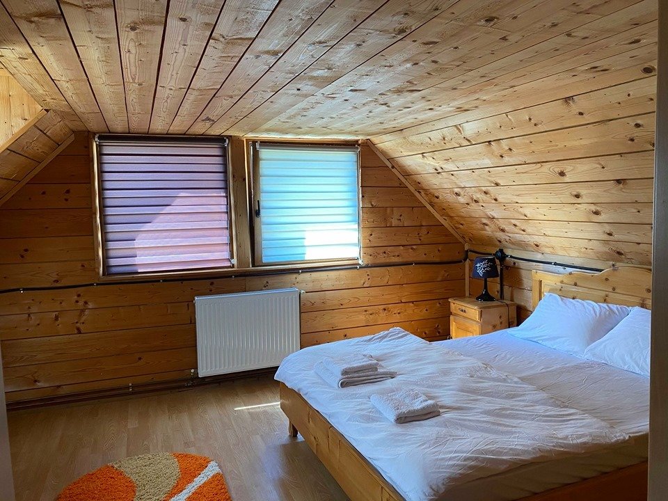 CABANA-VIILOR-DEJ-ROMANIA-AIR-TOUR-TRAVEL-3