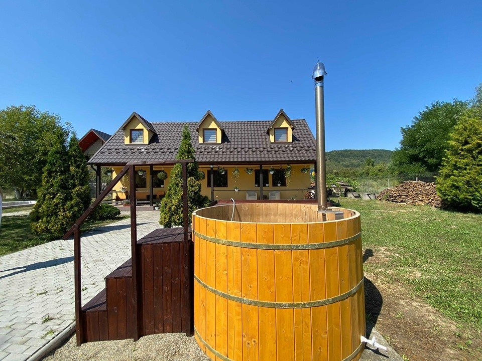CABANA-VIILOR-DEJ-ROMANIA-AIR-TOUR-TRAVEL-7