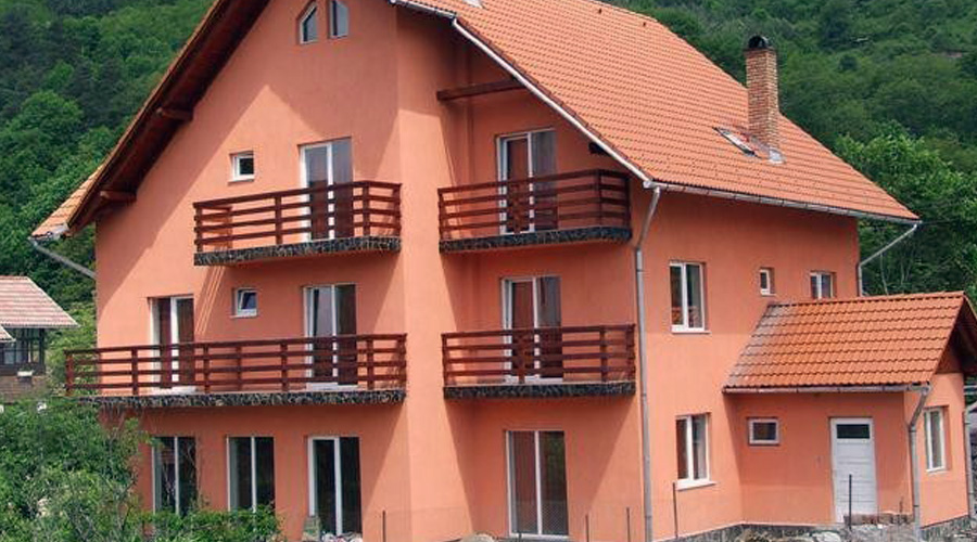 CASA-BALINT-PRAID-ROMANIA-AIR-TOUR-TRAVEL-1