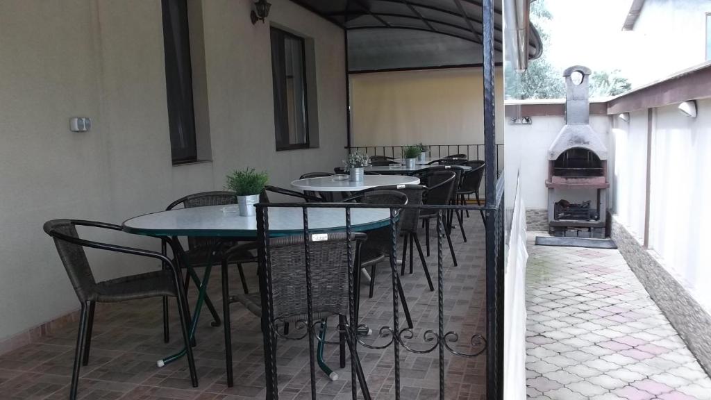 CASA-DARIA-COSTINESTI-ROMANIA-AIR-TOUR-TRAVEL-10