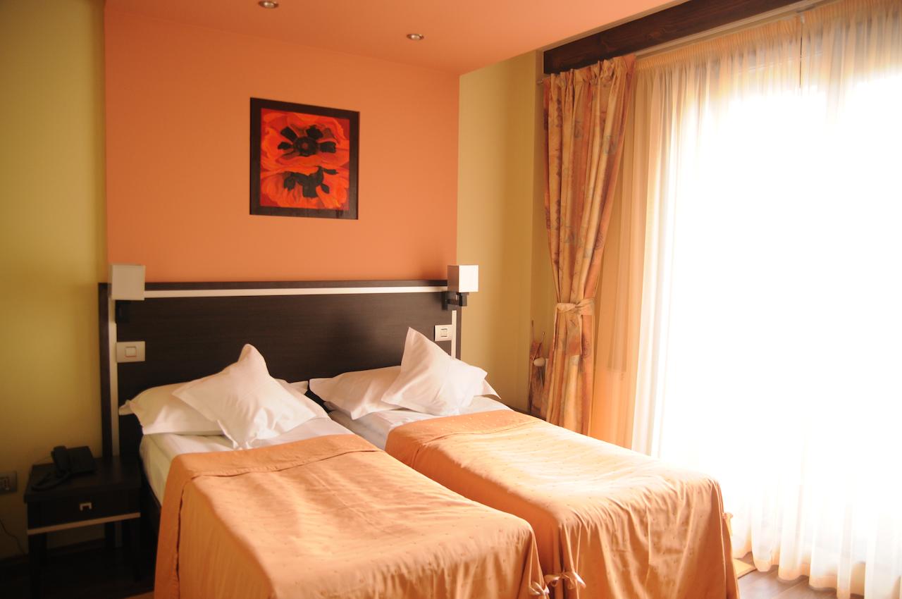 CASA-FREYA-BUSTENI-ROMANIA-AIR-TOUR-TRAVEL-3