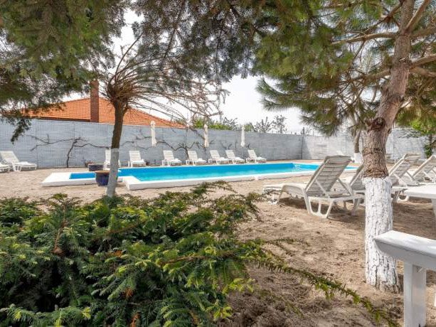 CASA-STAVROS-2-MAI-ROMANIA-AIR-TOUR-TRAVEL-3