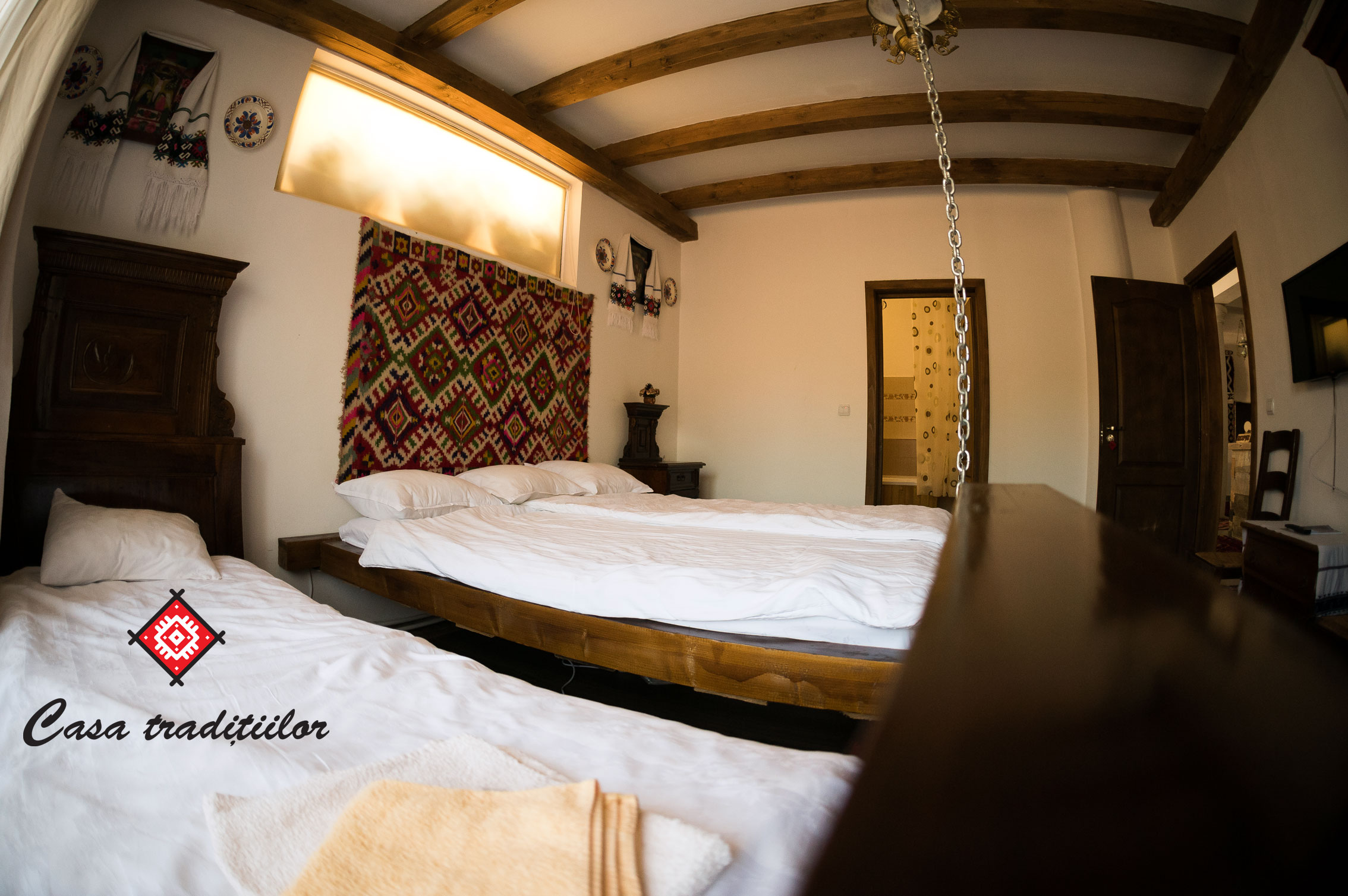 CASA-TRADITIILOR-IEUD-MARAMURES-ROMANIA-AIR-TOUR-TRAVEL-5
