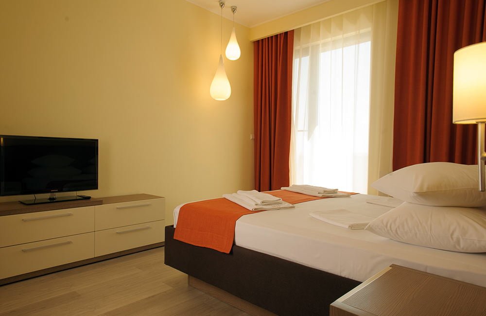 COMPLEX-BALNEAR-CORPORE-SANO-TECHIRGHIOL-ROMANIA-AIR-TOUR-TRAVEL-3
