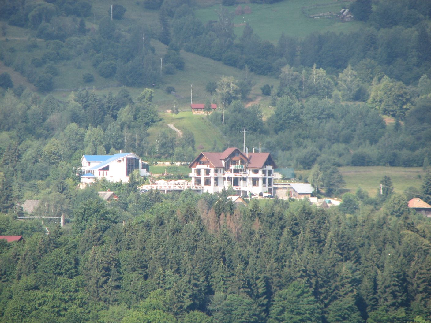 COMPLEX-ECOTUR-CEAHLAU-ROMANIA-AIR-TOUR-TRAVEL-1