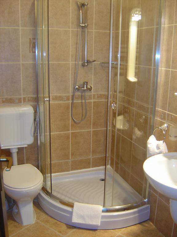 COMPLEX-PROESTETICA-SANA-BALI-SPA-CORNU-ROMANIA-AIR-TOUR-TRAVEL-6