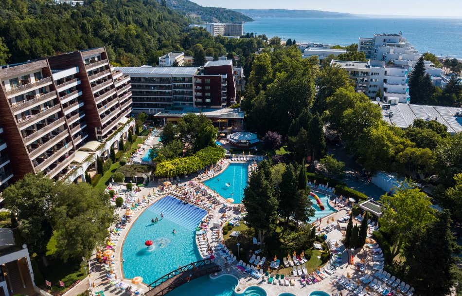 FLAMINGO_GRAND_HOTEL_SPA_ALBENA_BULGARIA_AIR_TOUR_TRAVEL_