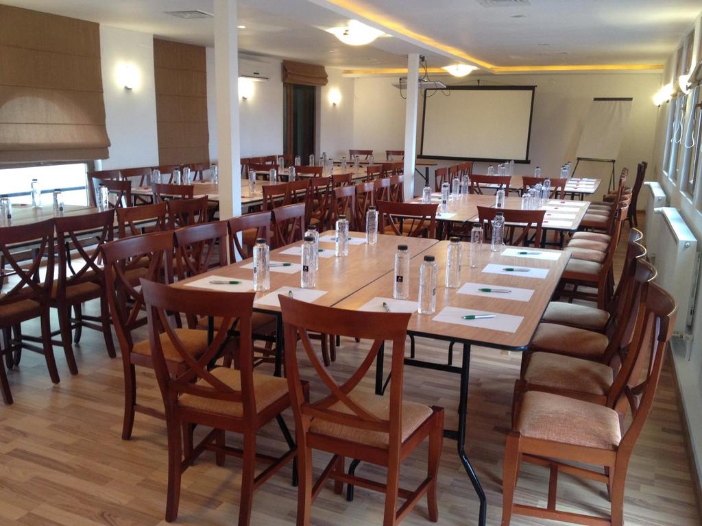 HOTEL-ANDY-BUCURESTI-ROMANIA-AIR-TOUR-TRAVEL-7