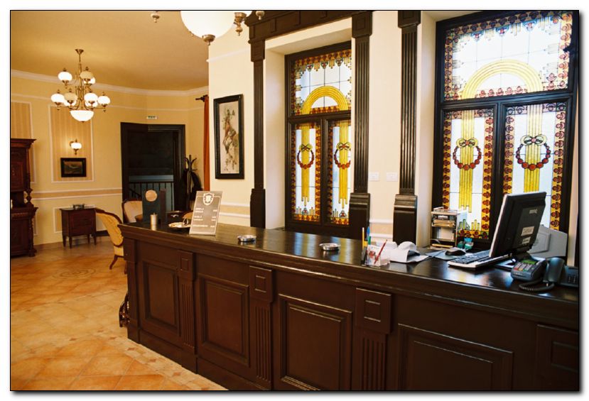 HOTEL-ARMANDO-CARANSEBES-ROMANIA-AIR-TOUR-TRAVEL-2