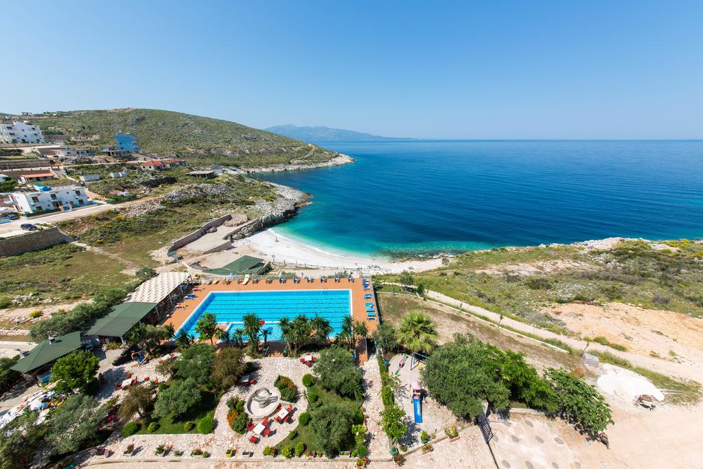 HOTEL-BAHAMAS-SARANDE-ALBANIA-AIR-TOUR-TRAVEL-0