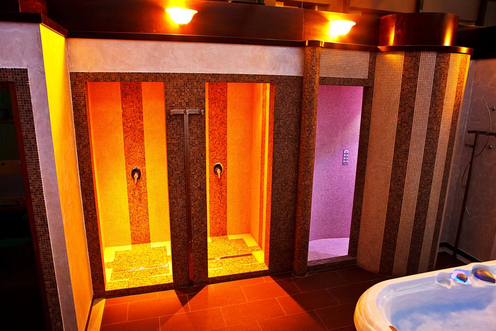 HOTEL-BELVEDERE-BOTOSANI-ROMANIA-AIR-TOUR-TRAVEL-10