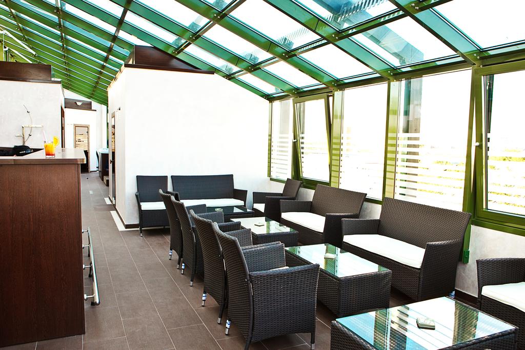 HOTEL-BELVEDERE-BOTOSANI-ROMANIA-AIR-TOUR-TRAVEL-5