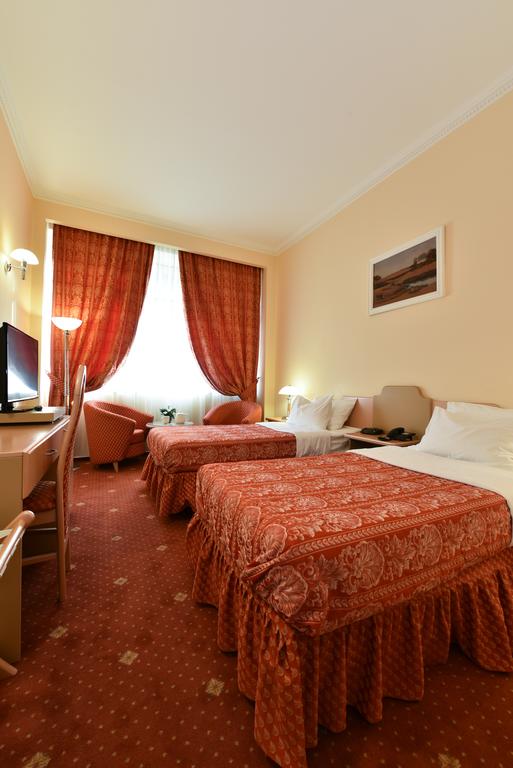 HOTEL-BELVEDERE-BRAILA-ROMANIA-AIR-TOUR-TRAVEL-6