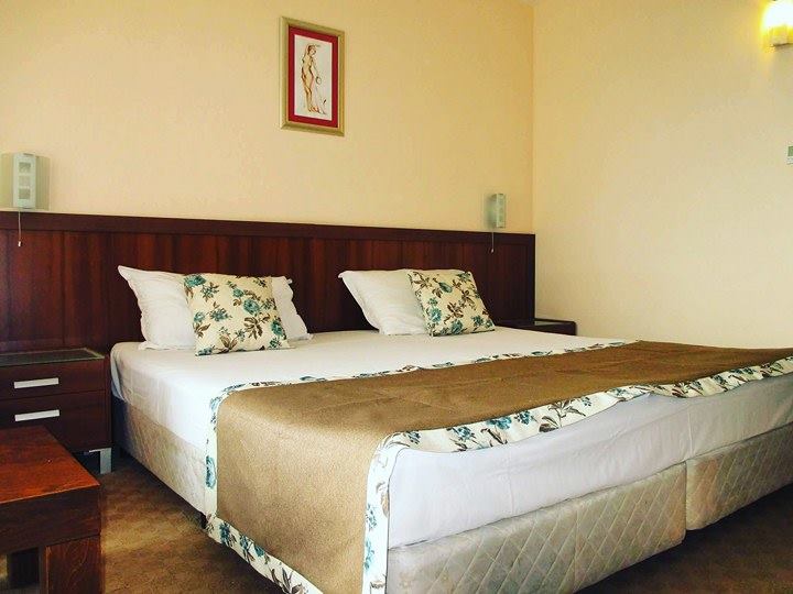 HOTEL-BERLIN-BEACH-SVETI-VLAS-BULGARIA-AIR-TOUR-TRAVEL-6