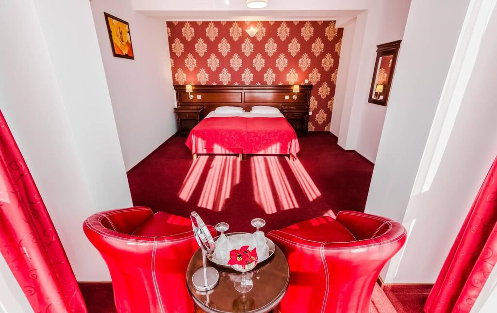 HOTEL-BULEVARD-FAGARAS-ROMANIA-AIR-TOUR-TRAVEL-9