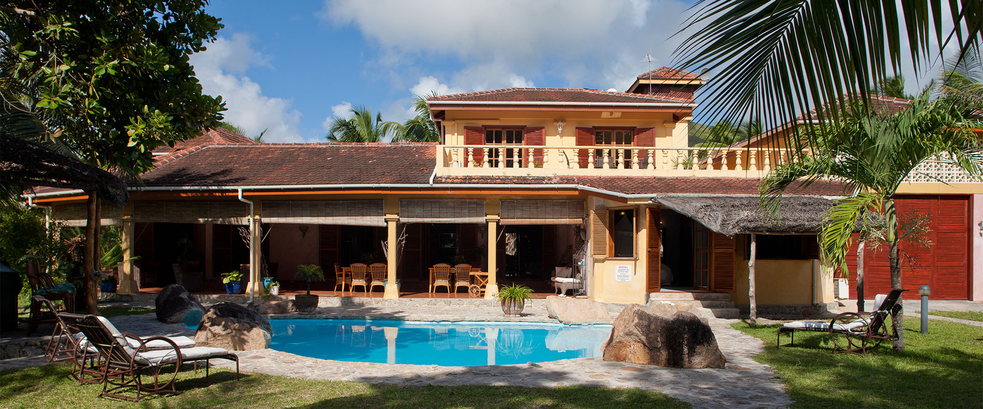HOTEL-CASTELLO-BEACH-PRASLIN-SEYCHELLES-AIR-TOUR-TRAVEL-1