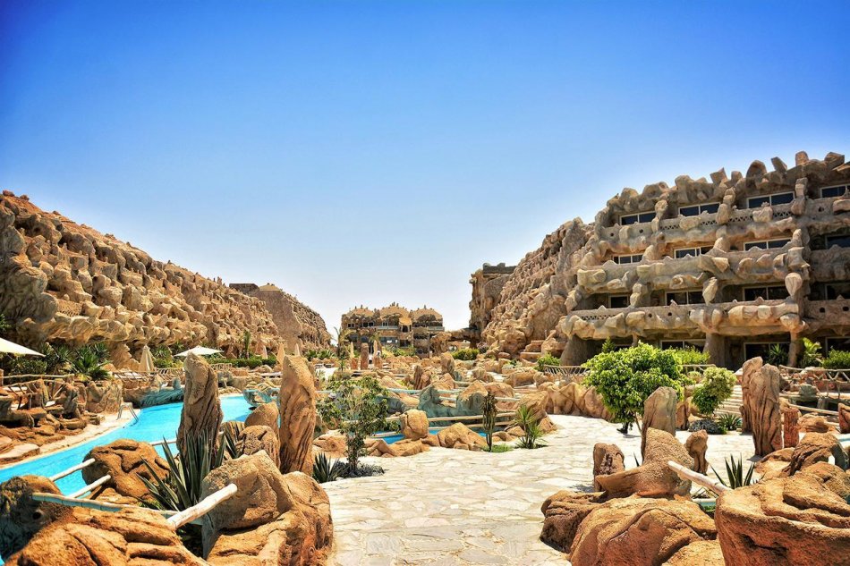 HOTEL-CAVES-BEACH-RESORT-EL-GOUNA-HURGHADA-EGIPT-AIR-TOUR-TRAVEL-0