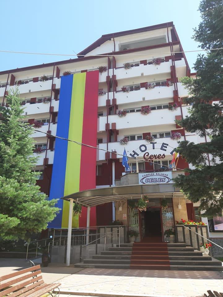 HOTEL-CERES-PUCIOASA-ROMANIA-AIR-TOUR-TRAVEL-3