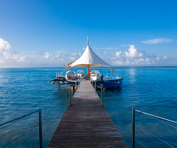 HOTEL-COCO-DE-MER-BLACK-PARROT-SUITES-PRASLIN-SEYCHELLES-AIR-TOUR-TRAVEL-2