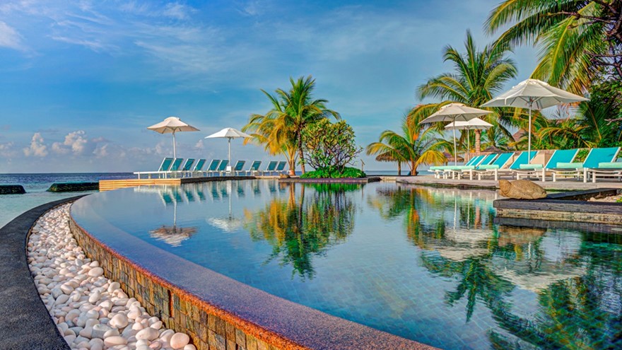 HOTEL-CONSTANCE-LEMURIA-RESORT-PRASLIN-SEYCHELLES-AIR-TOUR-TRAVEL-1