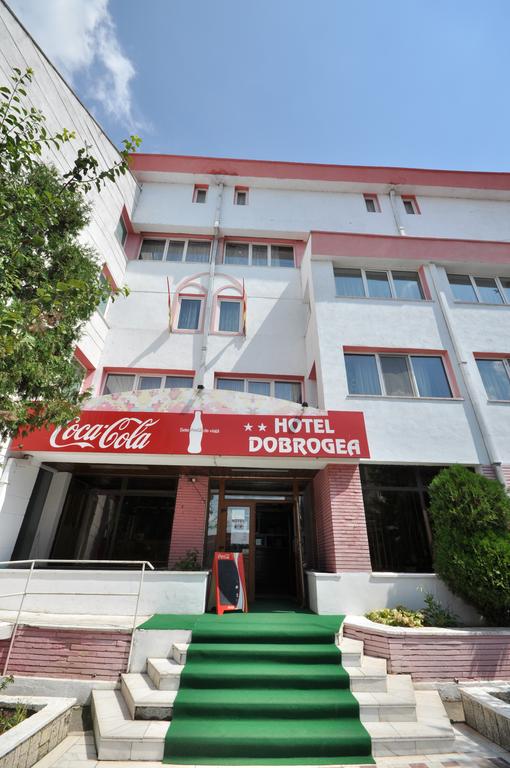 HOTEL-DOBROGEA-CONSTANTA-ROMANIA-AIR-TOUR-TRAVEL-1