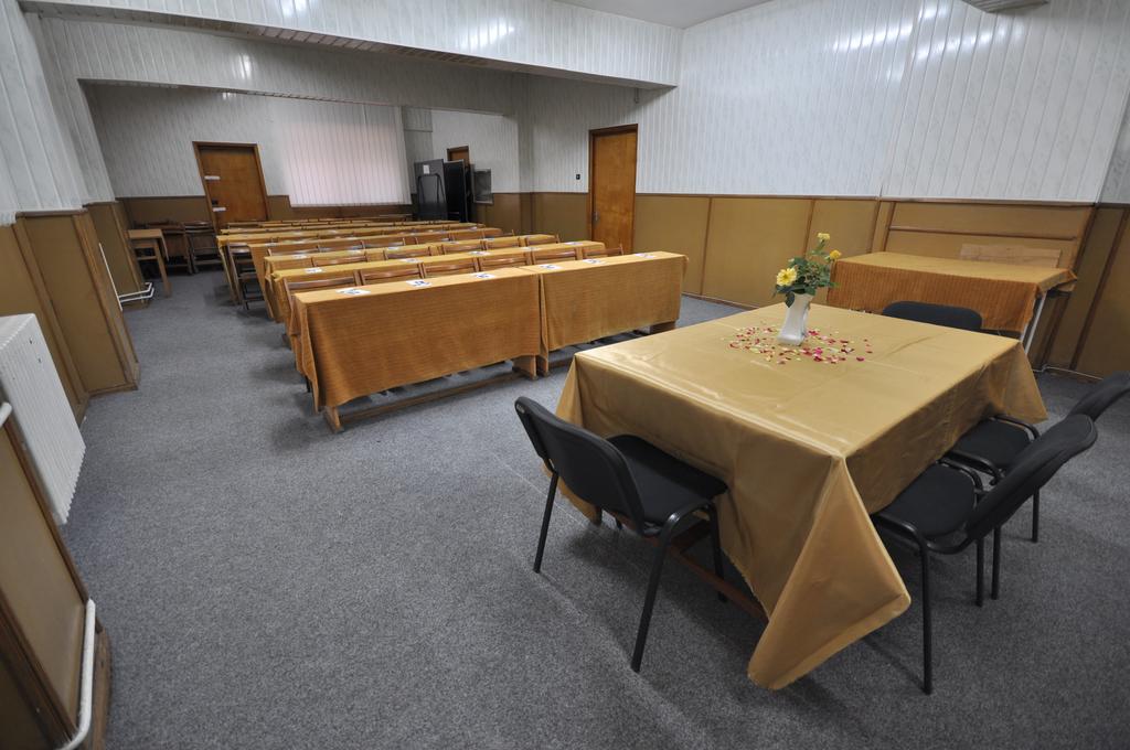 HOTEL-DOBROGEA-CONSTANTA-ROMANIA-AIR-TOUR-TRAVEL-7