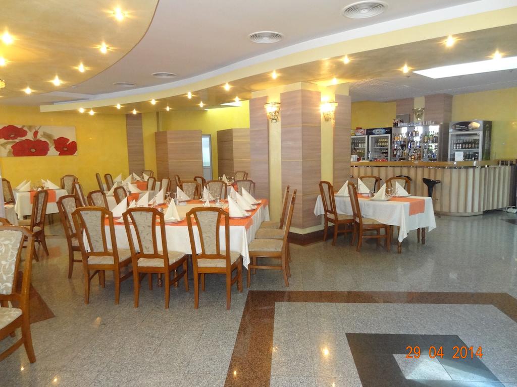HOTEL-EMMA-WEST-CRAIOVA-ROMANIA-AIR-TOAUR-TRAVEL-6