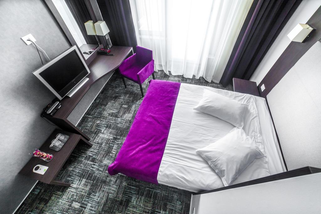 HOTEL-EUROPECA-CRAIOVA-ROMANIA-AIR-TOUR-TRAVEL-5