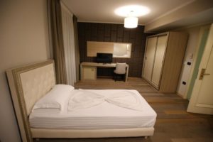 HOTEL-GERMANY-PLAZH-DURRES-ALBANIA-AIR-TOUR-TRAVEL-9