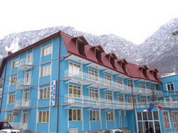 HOTEL-GETA-BAILE-HERCULANE-ROMANIA-AIR-TOUR-TRAVEL-1
