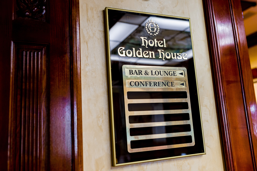 HOTEL-GOLDEN-HOUSE-CRAIOVA-ROMANIA-AIR-TOUR-TRAVEL-1
