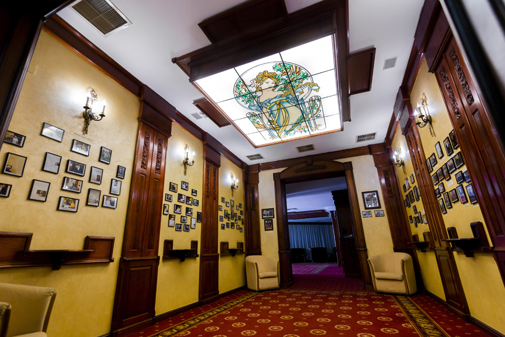 HOTEL-GOLDEN-HOUSE-CRAIOVA-ROMANIA-AIR-TOUR-TRAVEL-2