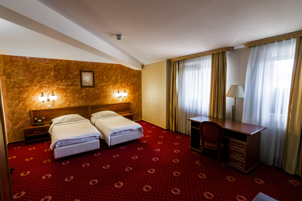 HOTEL-GOLDEN-HOUSE-CRAIOVA-ROMANIA-AIR-TOUR-TRAVEL-5