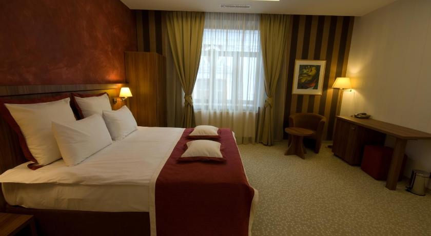 HOTEL-GOTT-BRASOV-ROMANIA-AIR-TOUR-TRAVEL-2