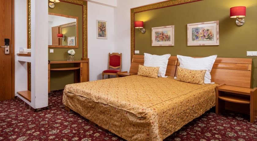HOTEL-GRAND-HOTEL-BRASOV-ROMANIA-AIR-TOUR-TRAVEL-4