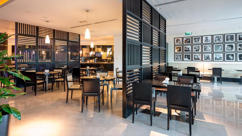 HOTEL-HOLIDAY-INN-EXPRESS-DUBAI-AIRPORT-EMIRATELE-ARABE-UNITE-AIR-TOUR-TRAVEL-4