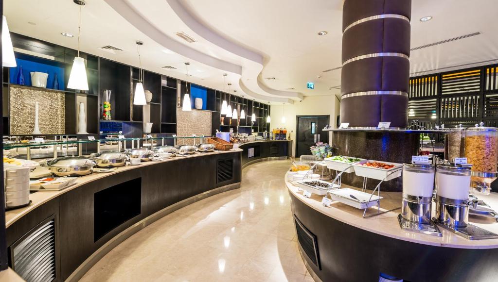 HOTEL-HOLIDAY-INN-EXPRESS-DUBAI-AIRPORT-EMIRATELE-ARABE-UNITE-AIR-TOUR-TRAVEL-6