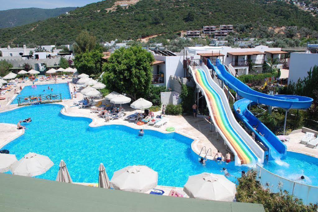 HOTEL-IZER-BEACH-CLUB-BODRUM-TURICA-AIR-TOUR-TRAVEL-3